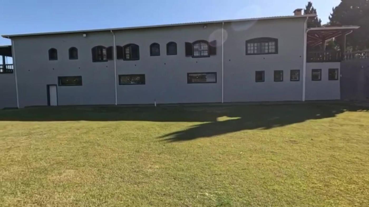 Chácara, 9 quartos, 10000 m² - Foto 6