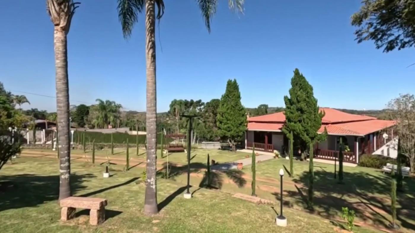 Chácara, 9 quartos, 10000 m² - Foto 8