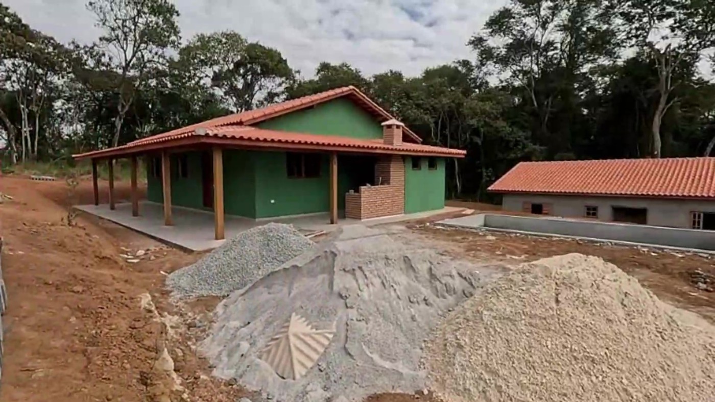 Chácara, 3 quartos, 820 m² - Foto 2