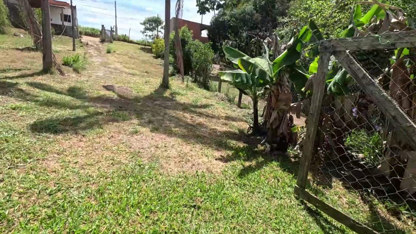 Chácara, 3 quartos, 2400 m² - Foto 3